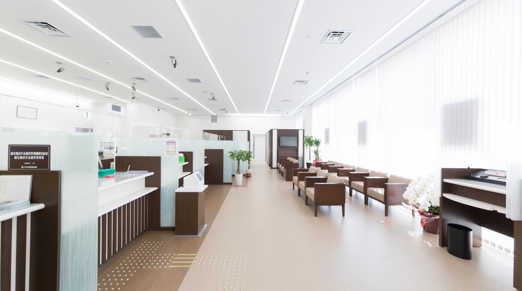 京都中央信用金庫　寺田支店新築工事