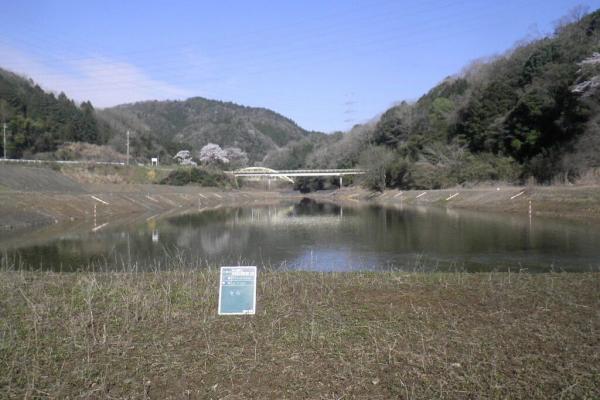 天ヶ瀬ダム貯水池土砂撤去工事